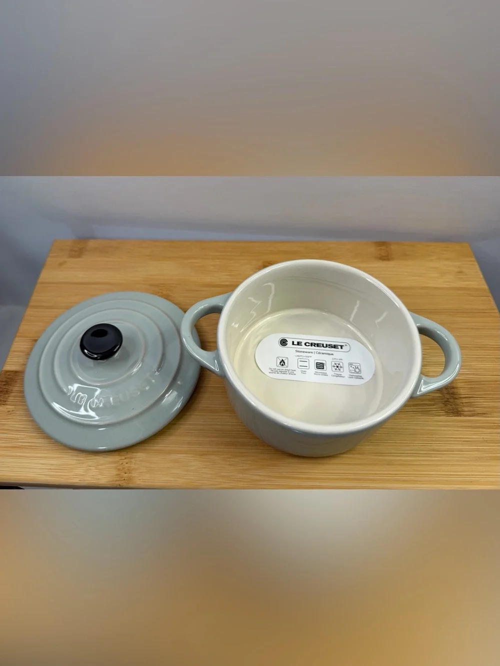 Le Creuset Mini Cocotte 10cm Round Stoneware Covered Baker Pistachio New